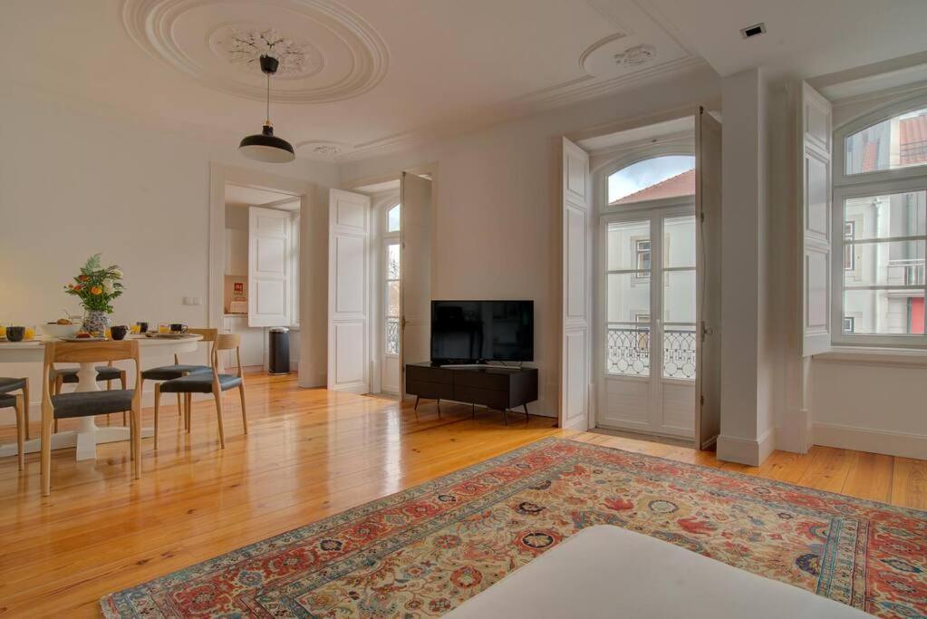 Tracey & Neill's Place In Principe Real Appartement *
